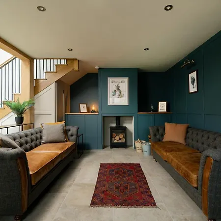 The Grand Barn Tatil Evi